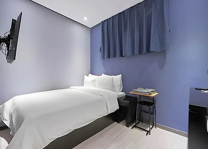 Noble Dongjak Hotel 2*